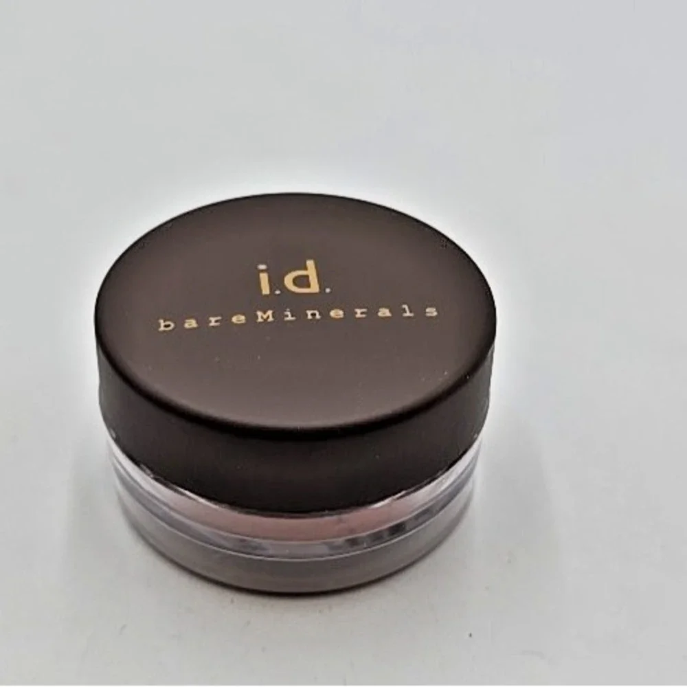 Bare Minerals * RICHES BLUSH ~ Gold infused‎ * warm earth pink New Sealed .57g